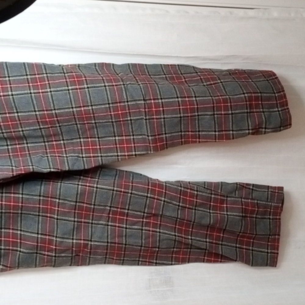 Eddie Bauer Men's Gray and Red Plaid Pants - Picture 4 of 5